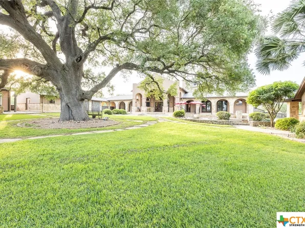 760 Dubose Ranch Rd, Westhoff, TX 77994