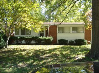 10336 Pearson Dr, Saint Louis, MO 63136