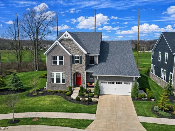 33452 Santa Marie Ct, Avon, OH 44011