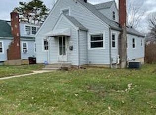 7849 Elizabeth St, Cincinnati, OH 45231