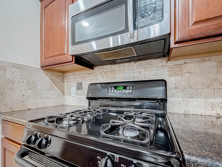7514 Trail Holw — Photo 23