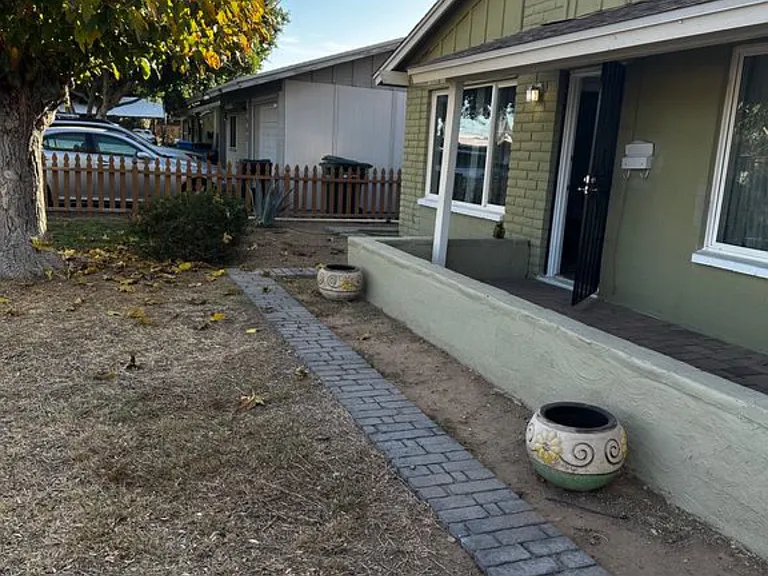 2011 W Dahlia Dr #1 — Photo 5