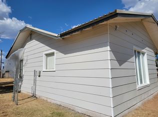 416 W 3rd St, Hale Center, TX 79041