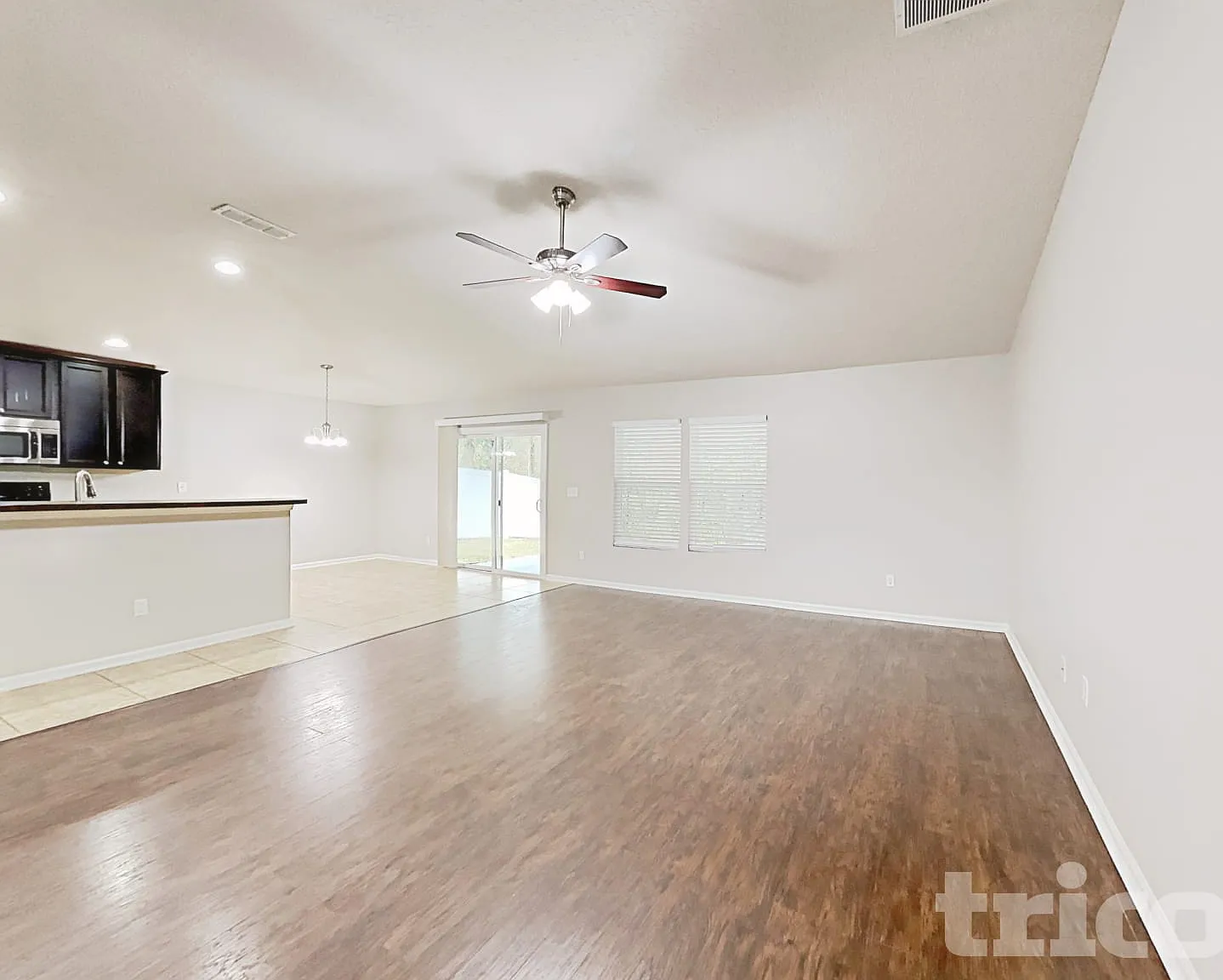 6449 Rolling Tree Street Jacksonville FL — Photo 3