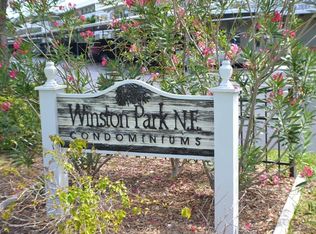 4895 Bay St NE APT 109, Saint Petersburg, FL 33703