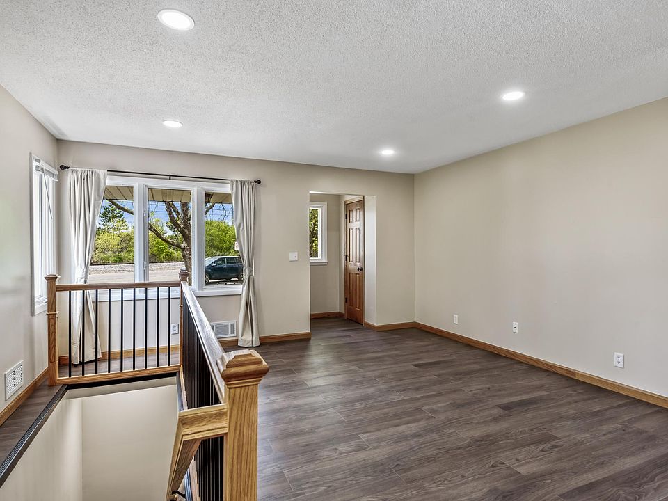 4654 W Broadway Ave, Robbinsdale, MN 55422 Zillow
