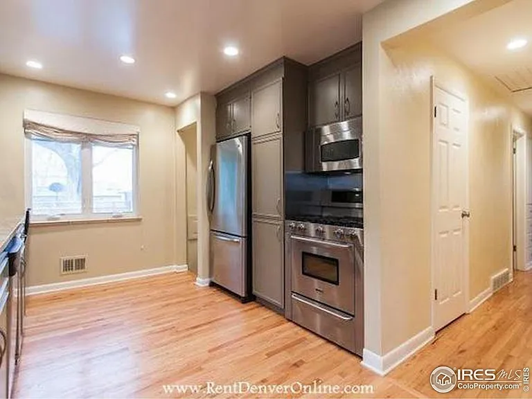 2647 S Adams St — Photo 11