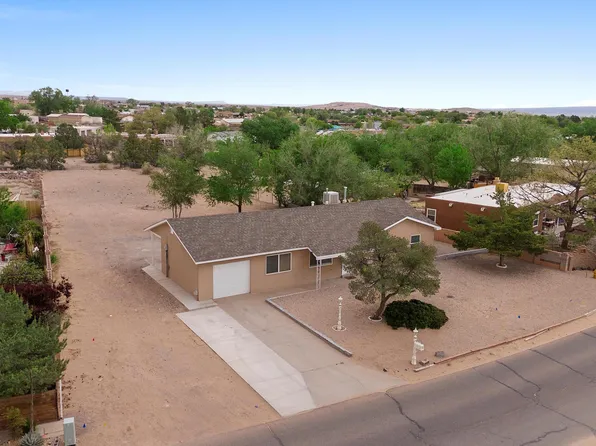 224 2nd St SE, Rio Rancho, NM 87124