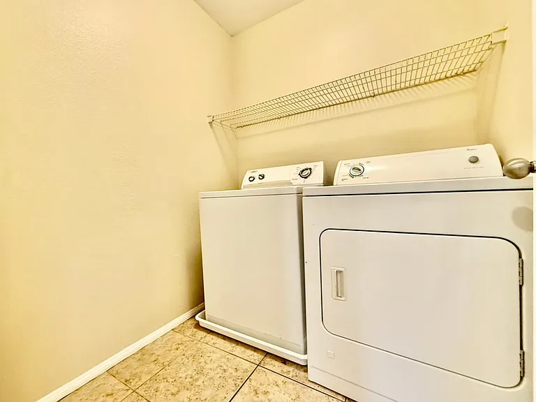 10256 Missouri Meadows St — Photo 10