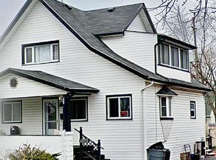 1976 Bernard Rd, Windsor, ON N8W 4R5