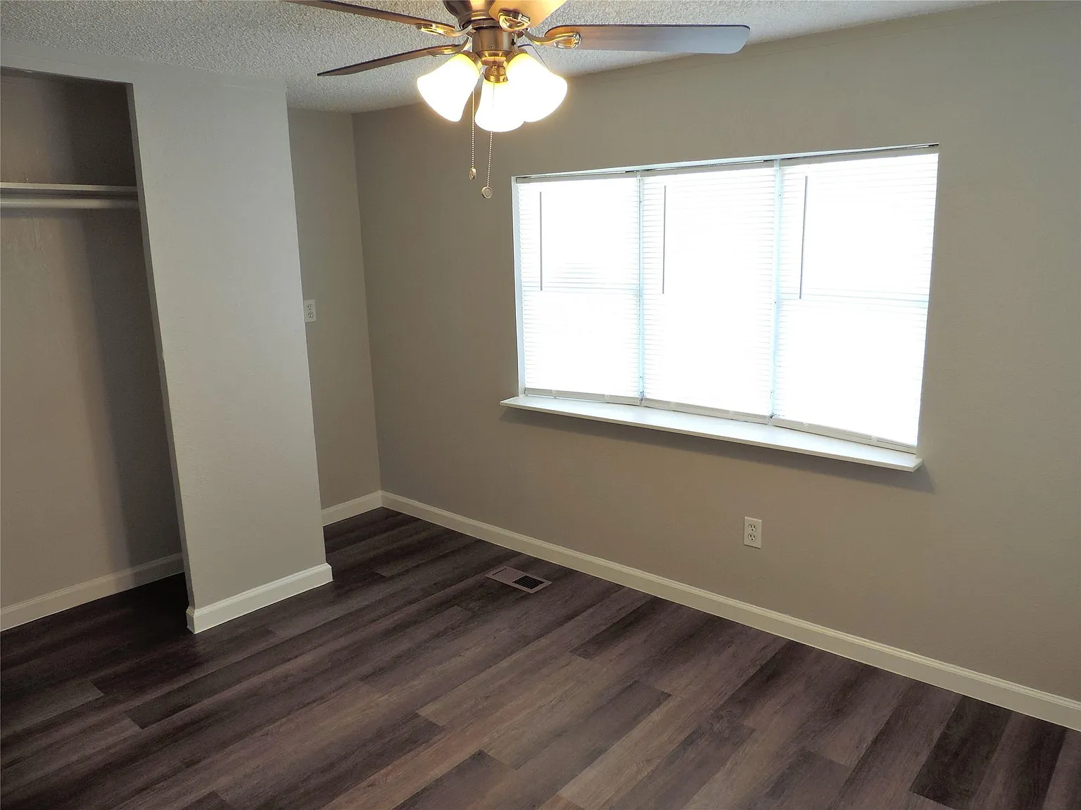 3 bed, 2.0 bath, 1216 sqft, $1,199 — Photo 4