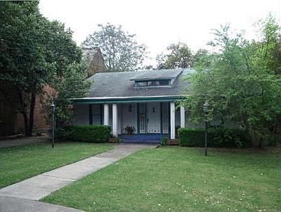 1st image of 3707 Mockingbird Ln