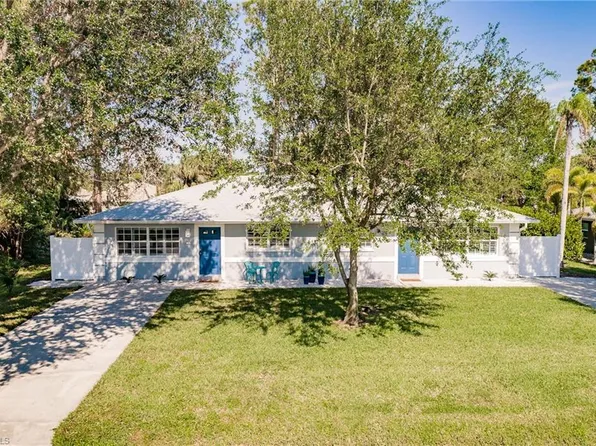 853 101st AVE N, NAPLES, FL 34108
