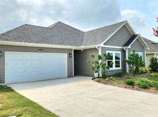 106 Wesson St, Gun Barrel City, TX 75156