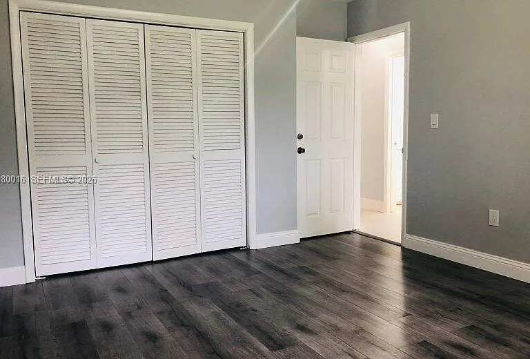 930 Benevento Ave #930 — Photo 12