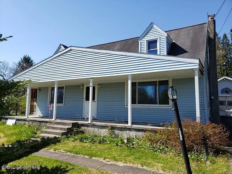 1908 Goodwin St photo 1