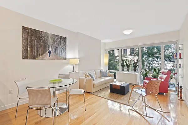 Rented by Compass | media 11