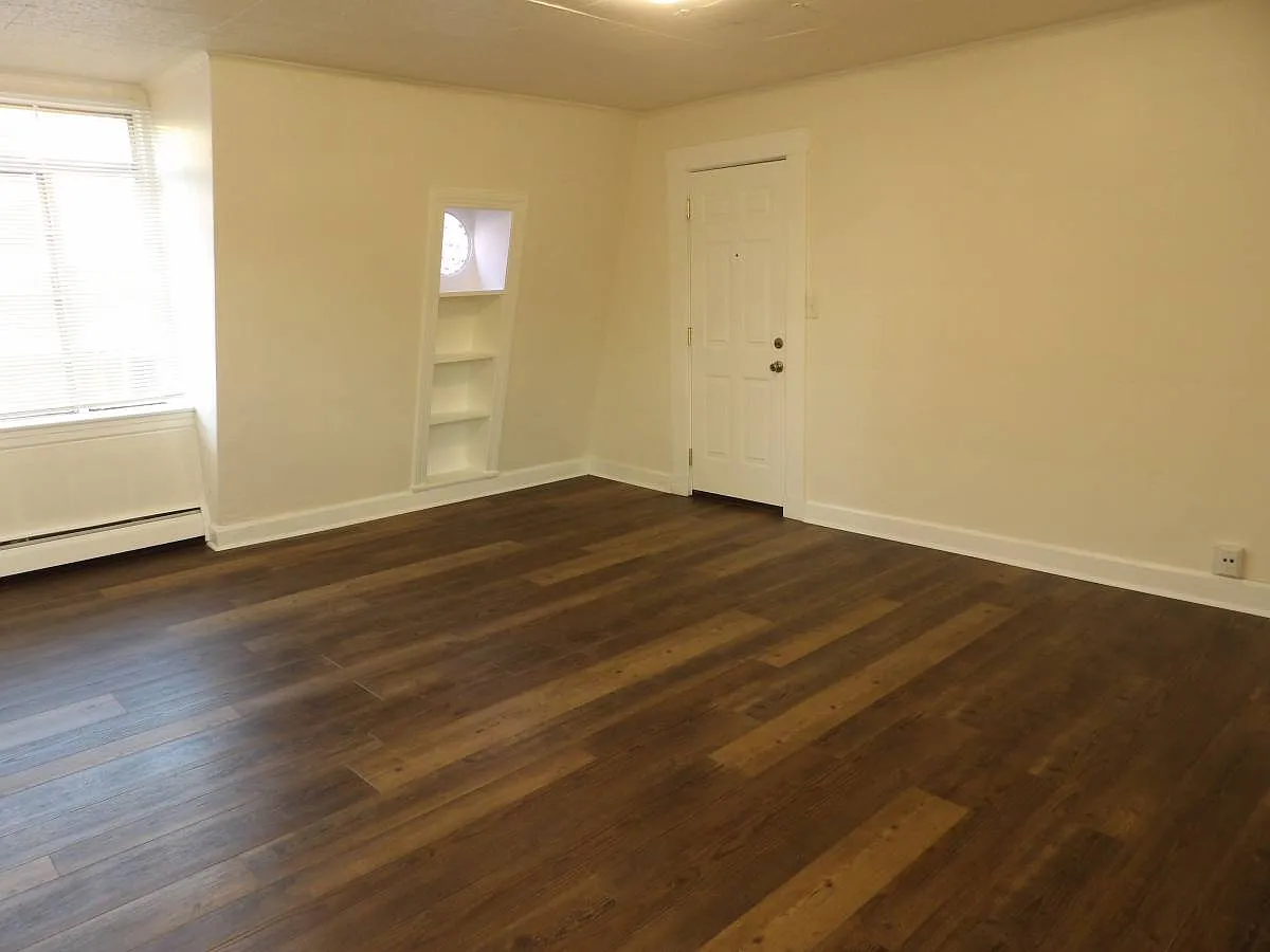 1 bed, 691 sqft, $900 — Photo 4