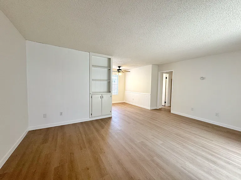 3966 Cleveland Ave #6 — Photo 9