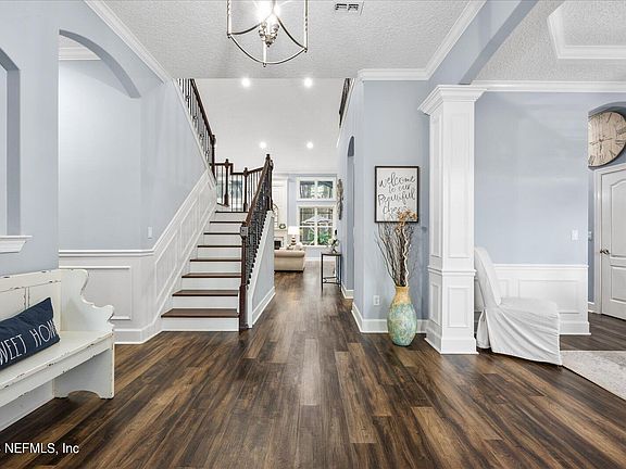 3rd image of 1627 CROOKED OAK Drive