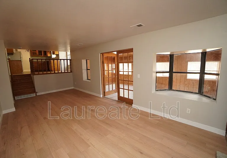 1853 S Oakland St — Photo 10