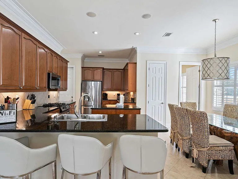 110 Tranquility Ln — Photo 7