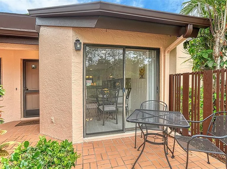 6281 Timberlake Dr #H6 — Photo 6