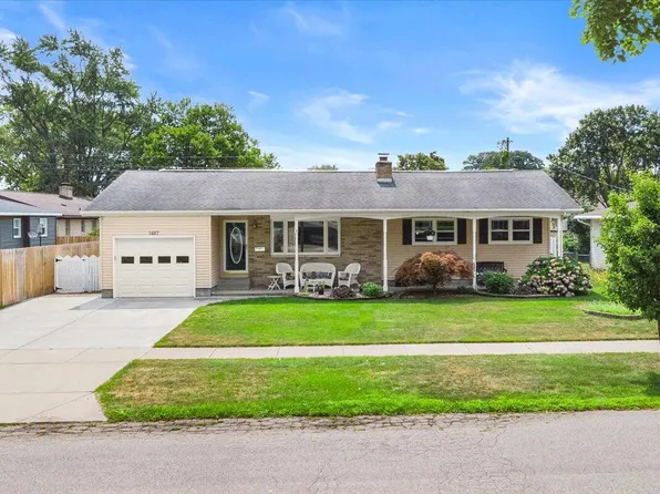 1407 Haverhill Rd, Muskegon, MI 49441
