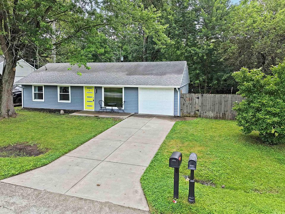1st image of 613 Brazos Trl