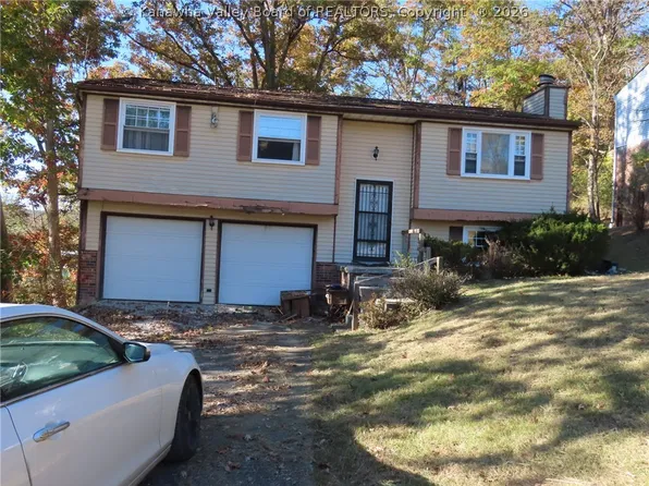 9 Church Pl, Charleston, WV 25313