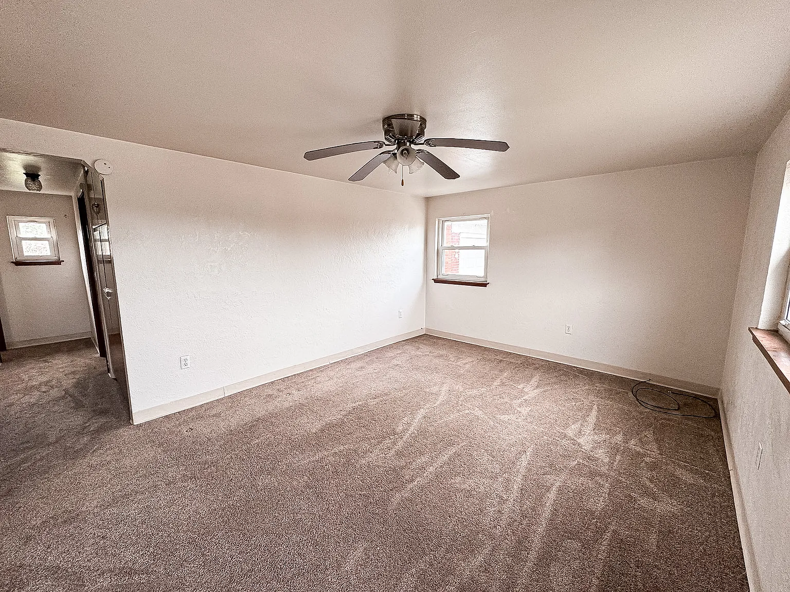 125 Delrose Drive - 1 — Photo 4