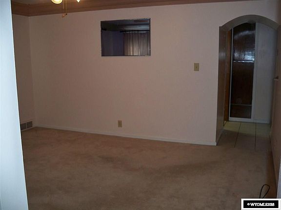 2nd image of 1033 Arapahoe St