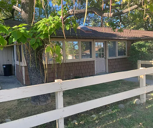 407 E Yaney St Photo 1