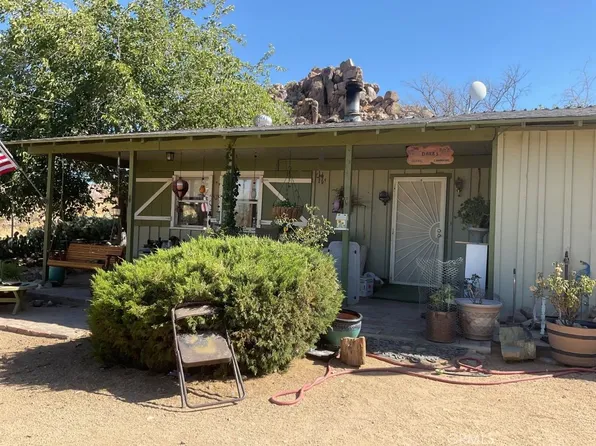 24335 Chuckawalla Rd, Apple Valley, CA 92307
