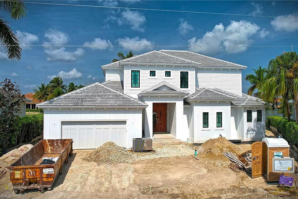 2nd image of 587 Goldcoast Ct