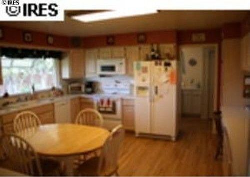 2nd image of 10 Cedar Ct