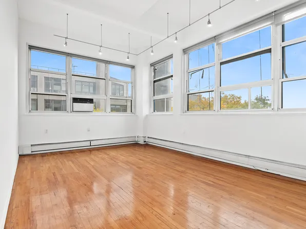 505 Court Street image 1 of 4