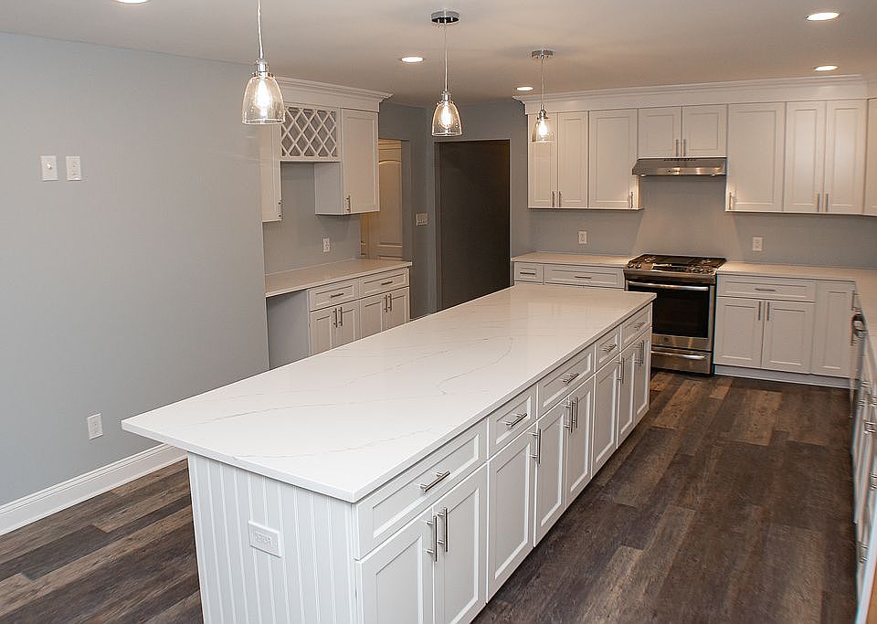 Kitchen with over 10' island