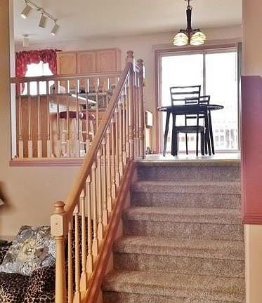 4th image of 424 N Blandwood Ct