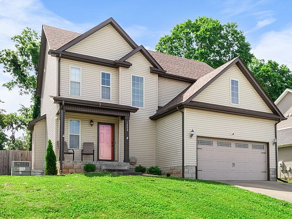3rd image of 1208 Morstead Dr