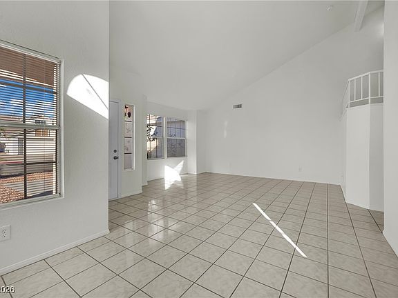 3rd image of 2042 Angel Falls Dr