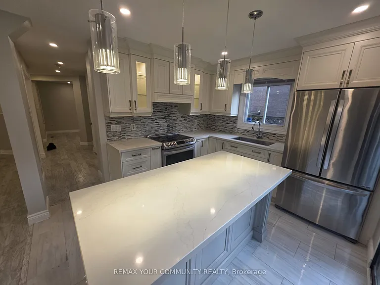 62 Deverill Cres — Photo 6