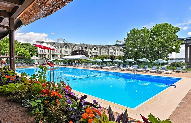 Sold by NY Space Finders Inc. | media 41