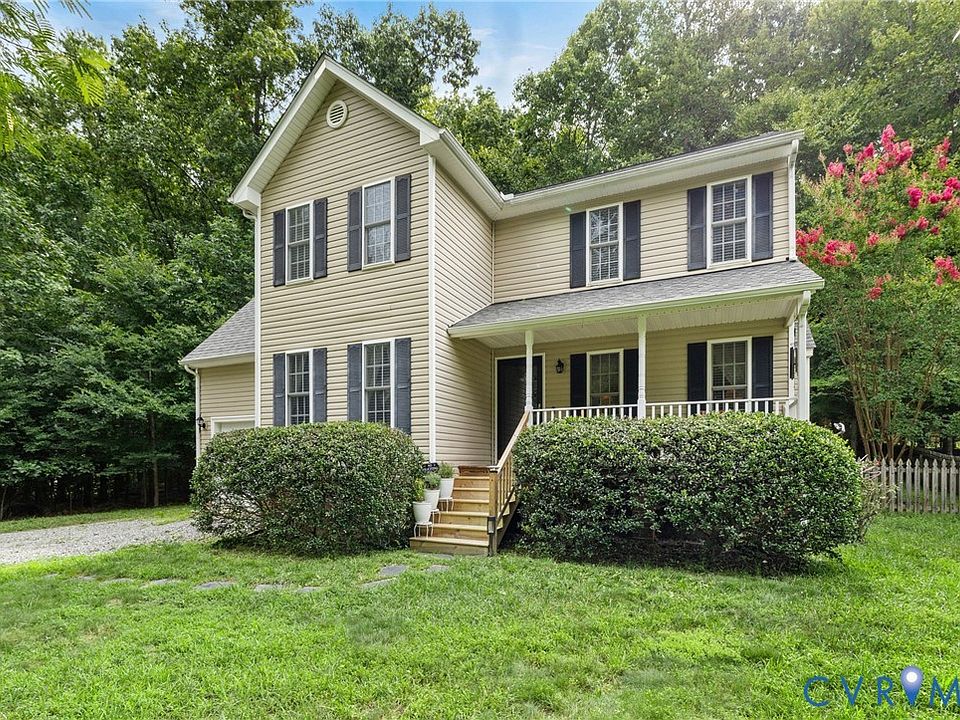 1st image of 12512 Village School Ln