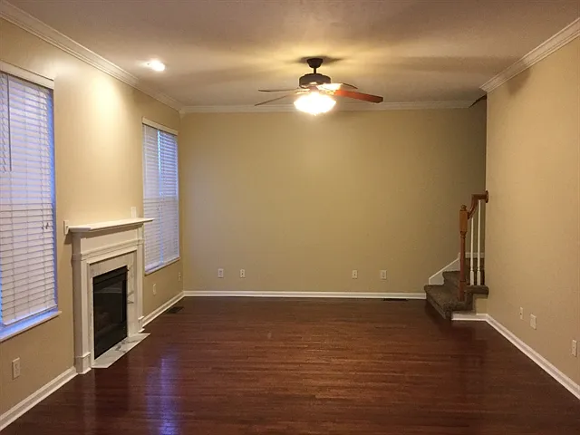 1832 Silver Cloud Ln — Photo 4