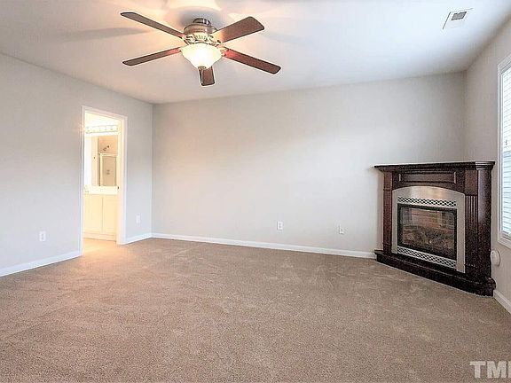 5th image of 12 Beaver Creek Ln