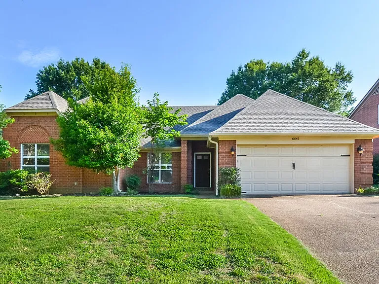 6641 Bright Star Ln — Photo 1