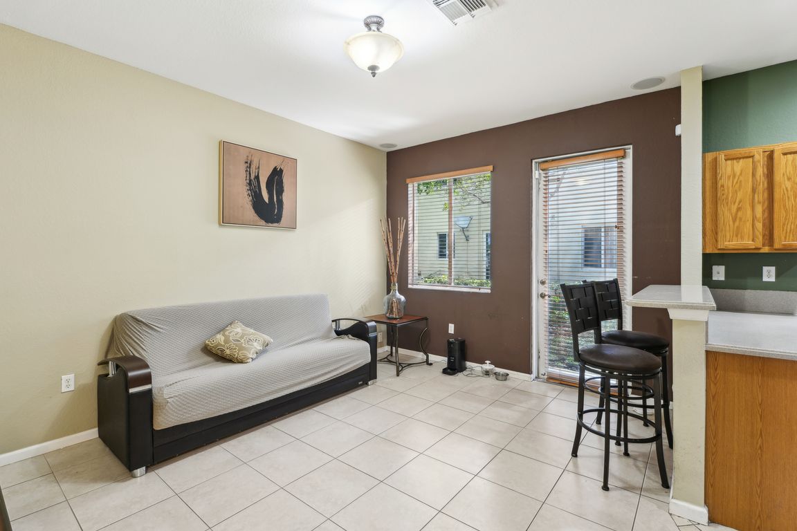 8-NW 13th Ct 211-29032025-008