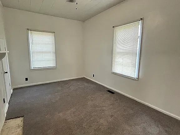 836 Grady St S — Photo 12