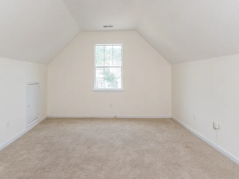 1322 Deer Trail Rd — Photo 32